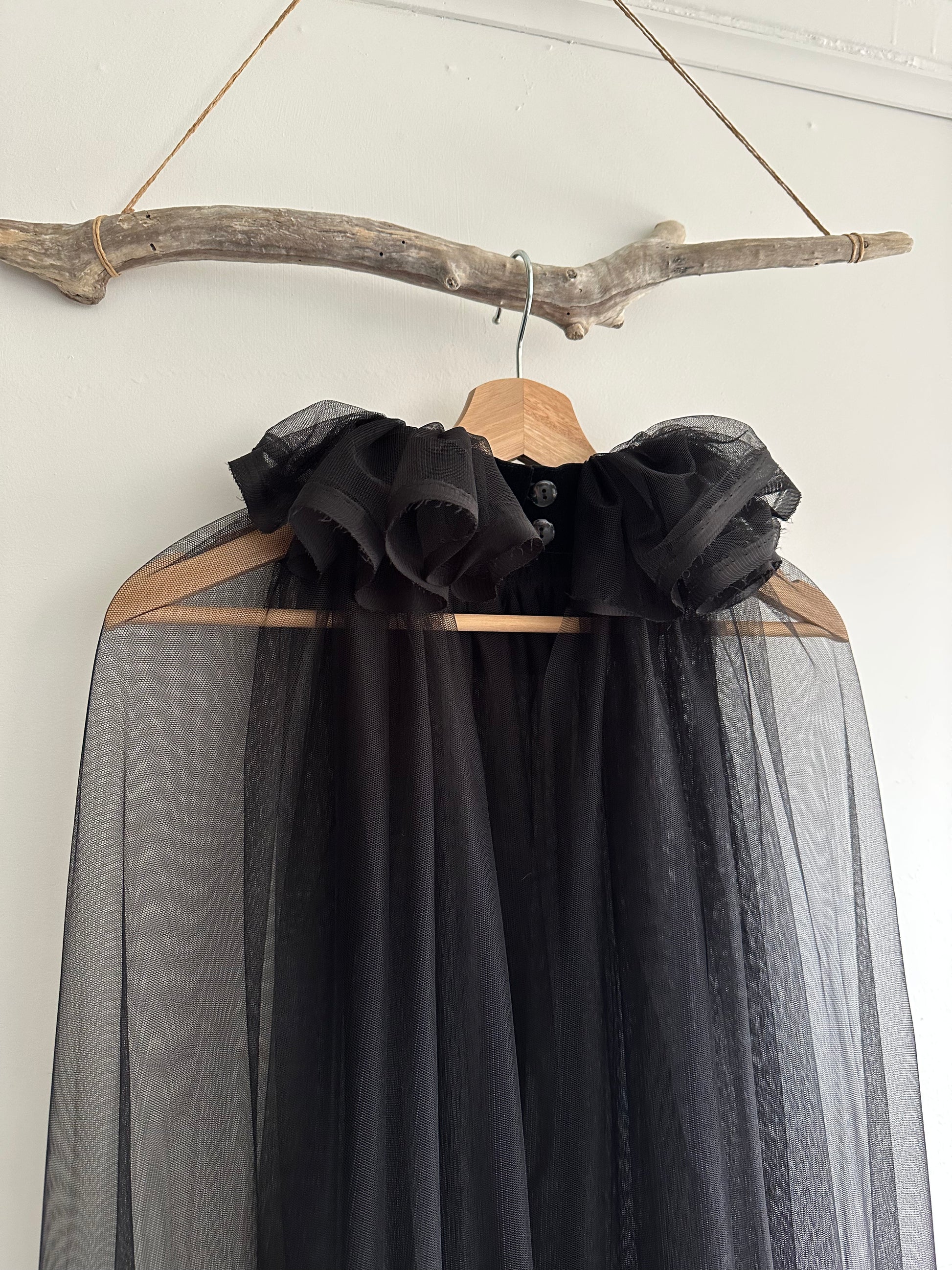 Mesh/tulle cloak with ruffle collar for women, handcrafted in USA – mrsjun